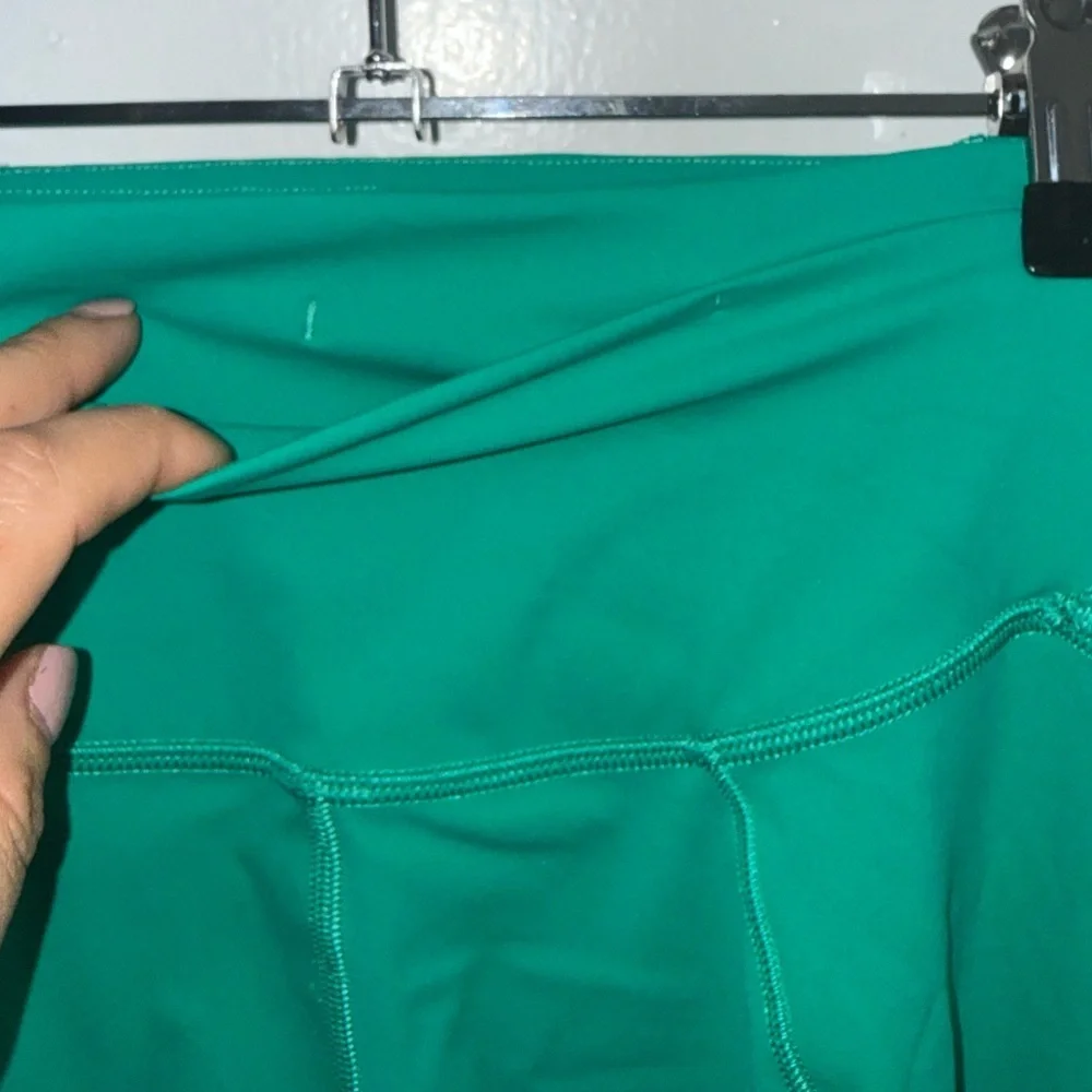 Lululemon Fast and Free 25” High-Rise leggings in Kelly Green size 2